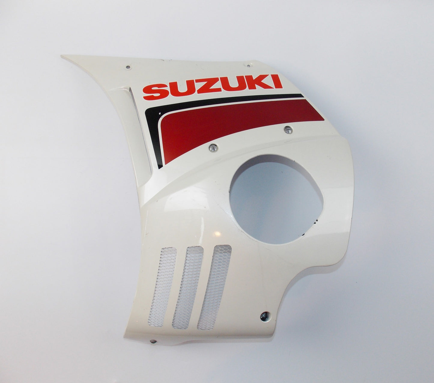 NOS OEM SUZUKI PEARL WHITE PLASTIC LEFT SIDE HIGHER FAIRING PANEL - MotoRaider