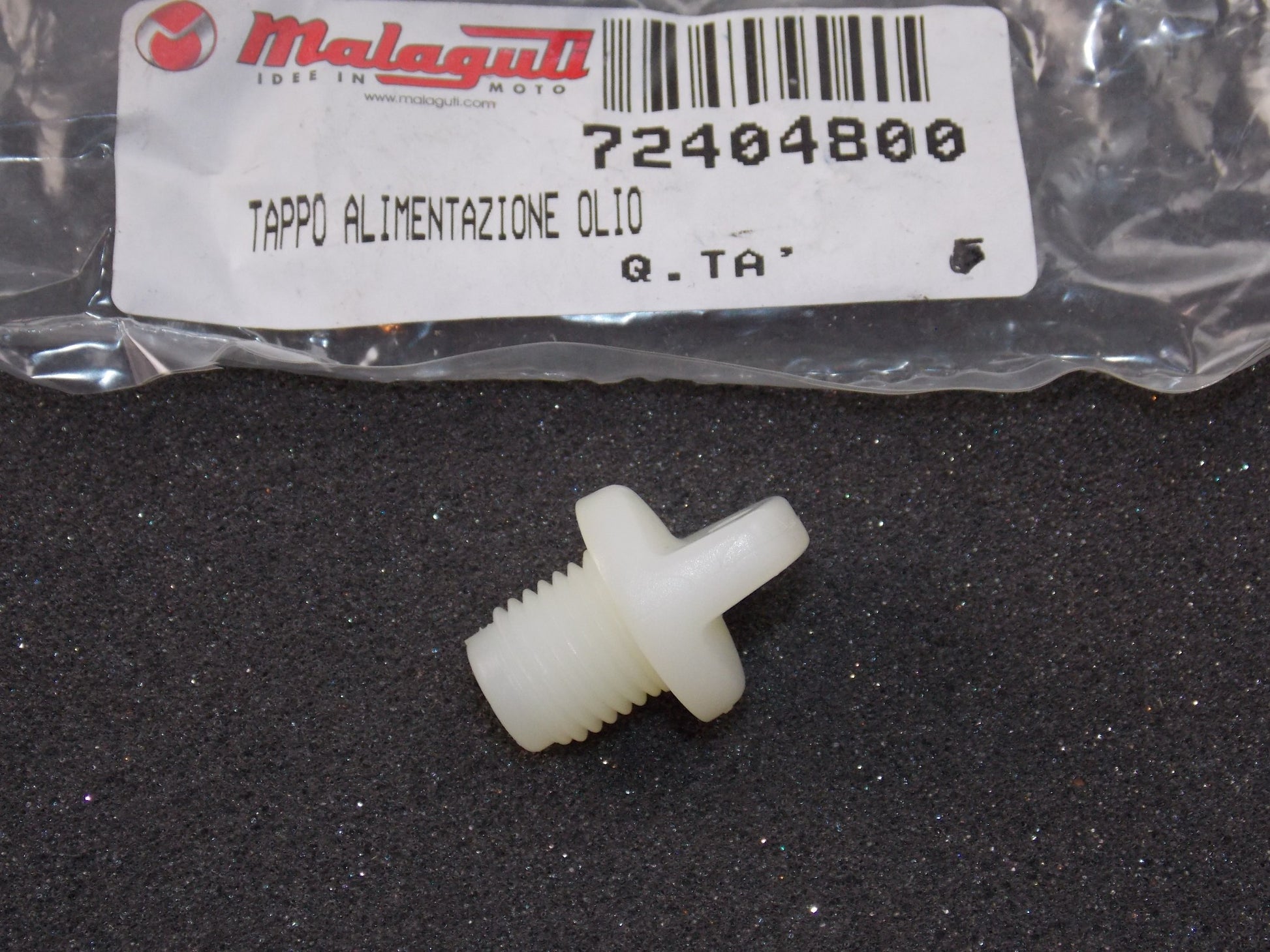 OEM MALAGUTI CIAK F10/12 Aria Restyling KAT EURO 1 YESTERDAY OIL PLUG 724.048.00 - MotoRaider