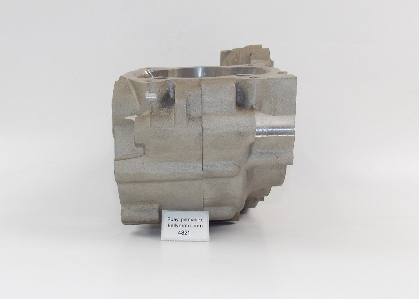NOS OEM KTM 1987-1988 240/250 ENGINE TYPE 545 CENTER CRANKCASE 545.30.000.044 - MotoRaider