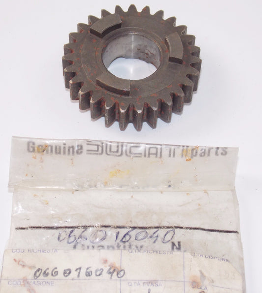 NOS OEM DUCATI 1987 350 F3 ALAZZURRA 350/400 4th DRIVING GEAR 27 T. 066016040 - MotoRaider