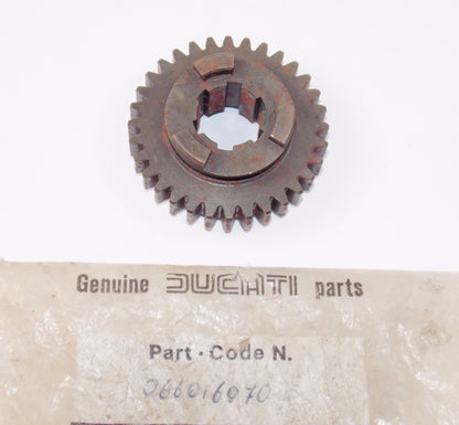 OEM DUCATI 360 INDI/86 500SL 600SL 650SL PANTAH GEAR DRIVE 3RD T. 32 066016070 - MotoRaider