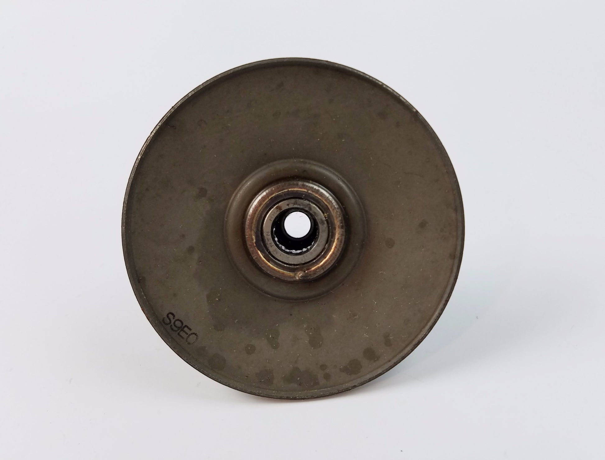 NOS OEM MALAGUTI F 12 - 100 REAR FIX HALF PULLEY + INTERNALS 617.200.00 - MotoRaider